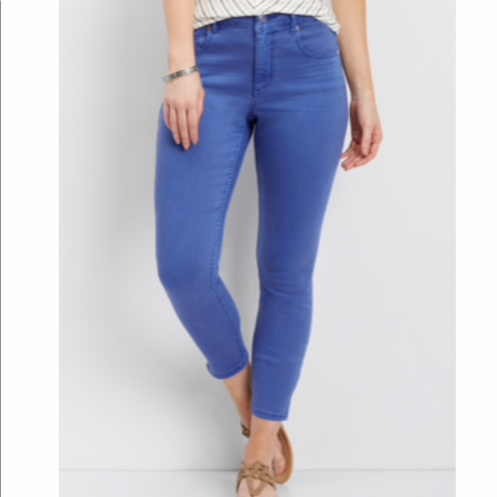 Denim flex flag blue cropped color jeggings.